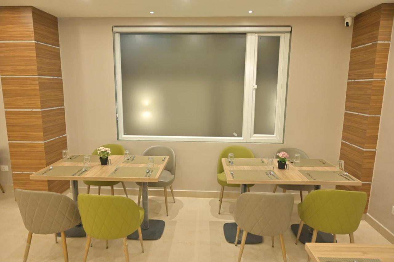 Hotel Sharda Residency Патна Экстерьер фото